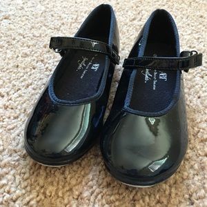 Tap shoes